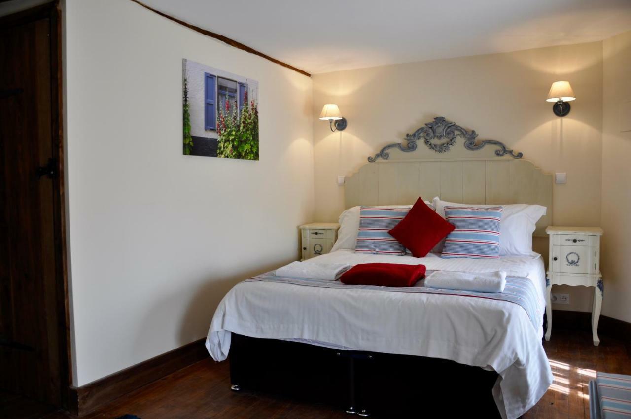 Bed and Breakfast Chez Fins Bois Nere Exterior foto